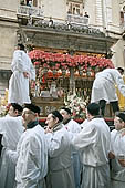 Festa di Sant Agata   procession of Devoti with the golden statue of the saint 